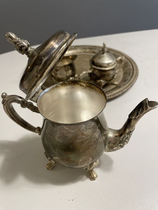 Cone Tea Service435807957246300165
