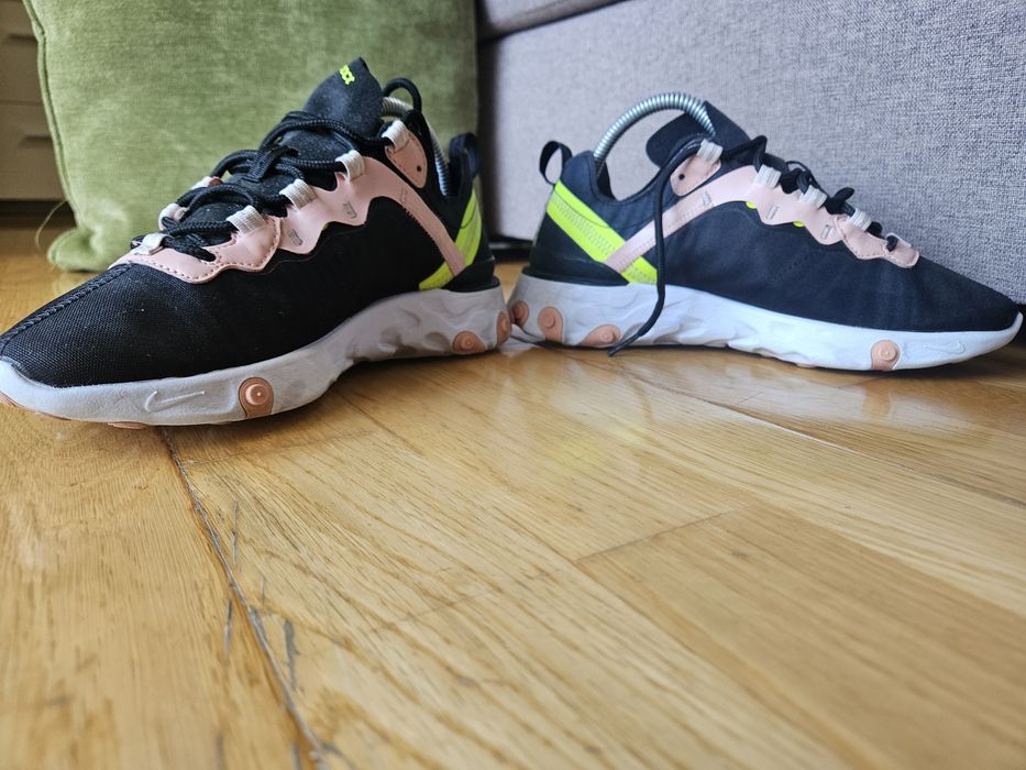 Nike airmax react element 38.5