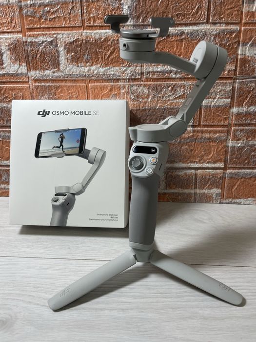 Стабілізатор DJI Osmo Mobile SE
