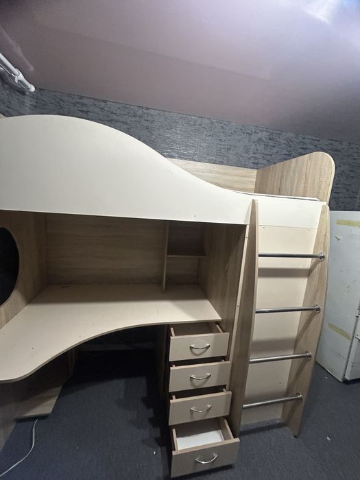 Кровать-стол- шкаф