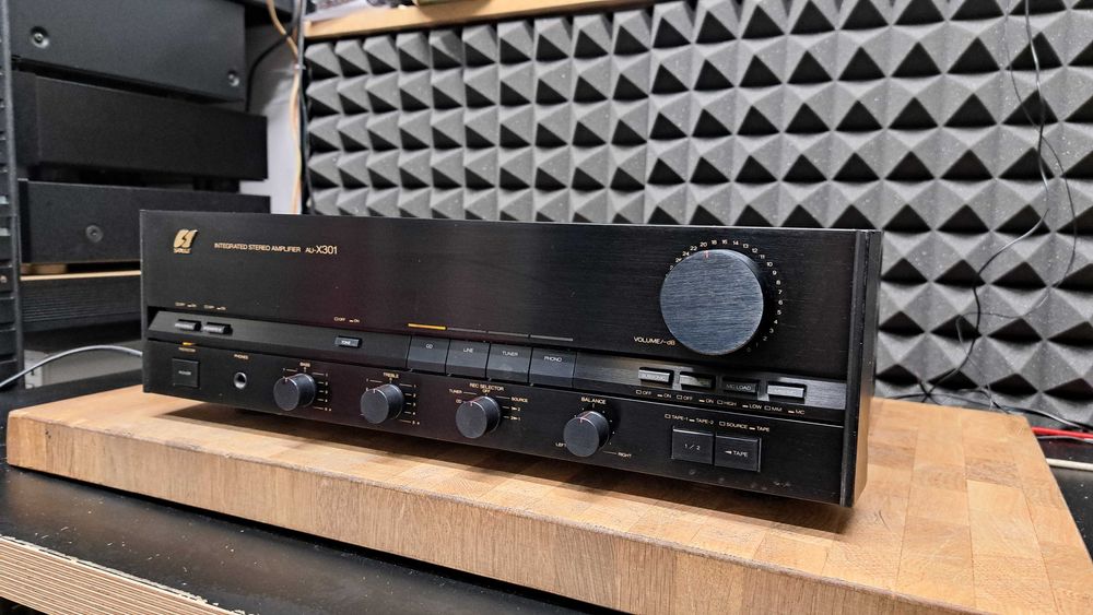 Wzmacniacz Sansui AU-X301