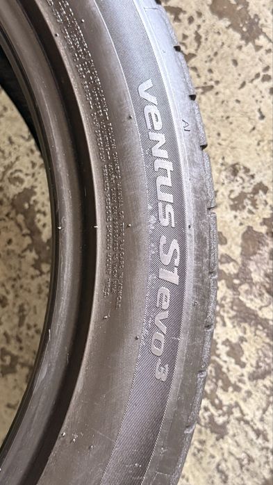Pneus 225/45r19 XL Hankook Ventus S1 Evo 3 com 90% piso