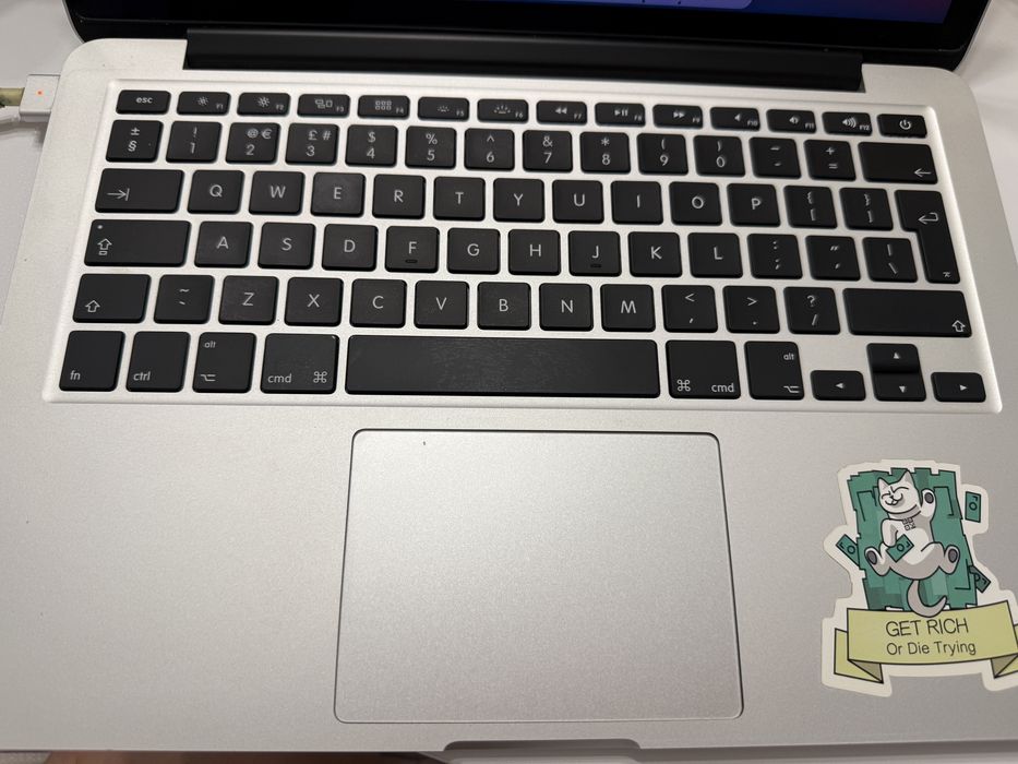 PILNE!!  Sprzedam MacBook Pro 13 (Retina, Late 2013) . 8 GB RAM / Intel i5. Nowa bateria