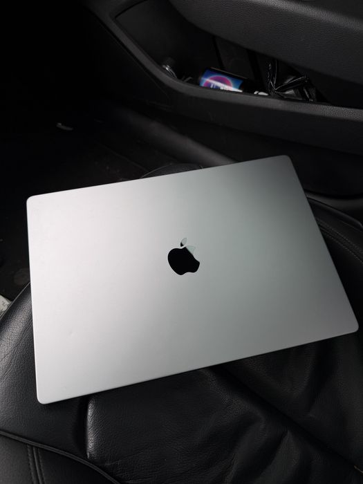 Macbook pro 16 m2 32/1tb