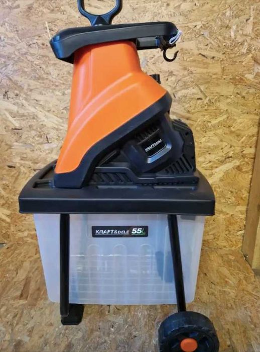 Подрібнювач гілок дробілка дробилка измельчитель веток электрический