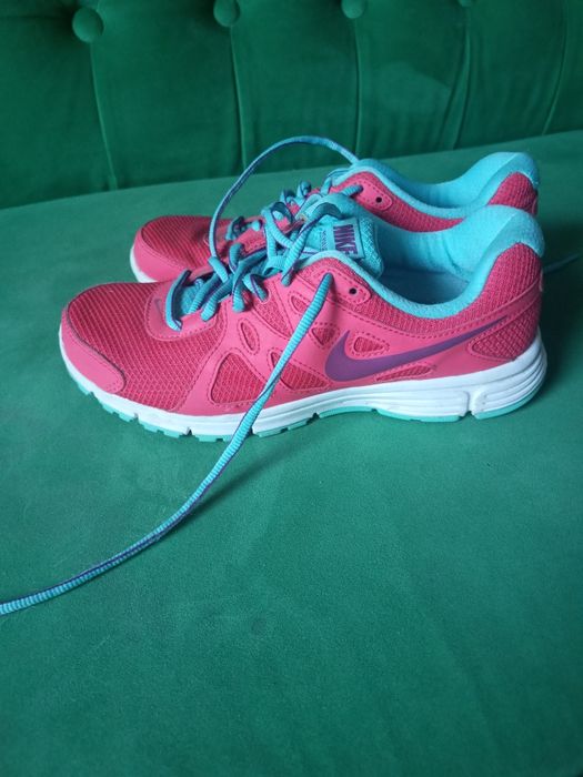 Adidaski Nike revolition 2 r. 38.5