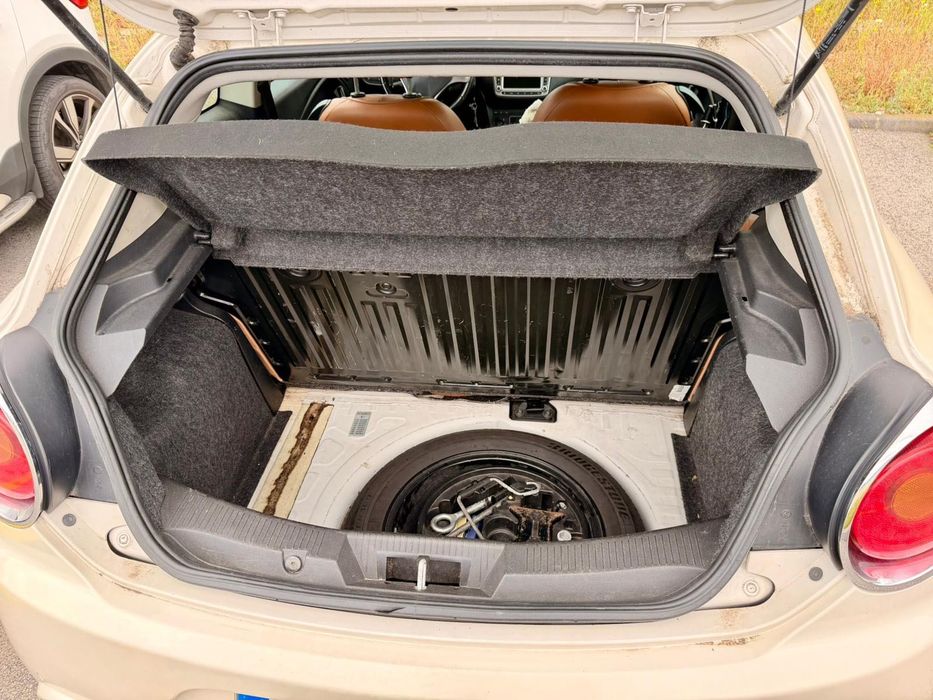 Carro - Alfa Romeo Mito