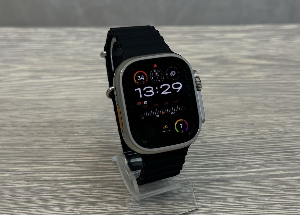 Apple Watch  Ultra 2 / 49 mm GPS LTE / Titanium / 100%