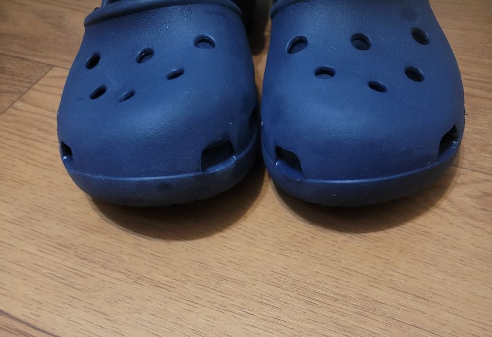 Босоніжки, балетки Crocs p.J2 (31.5/32)