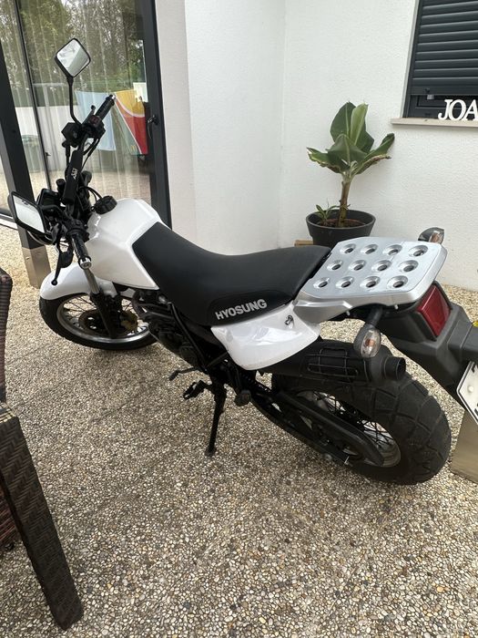 Moto Hyosung RT karion 125