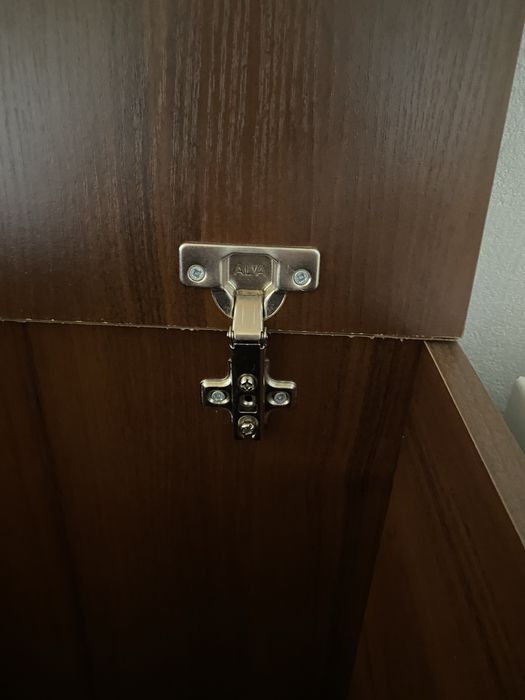 Тумба для постільної білизни , одіял, подушок в ідеальному стані