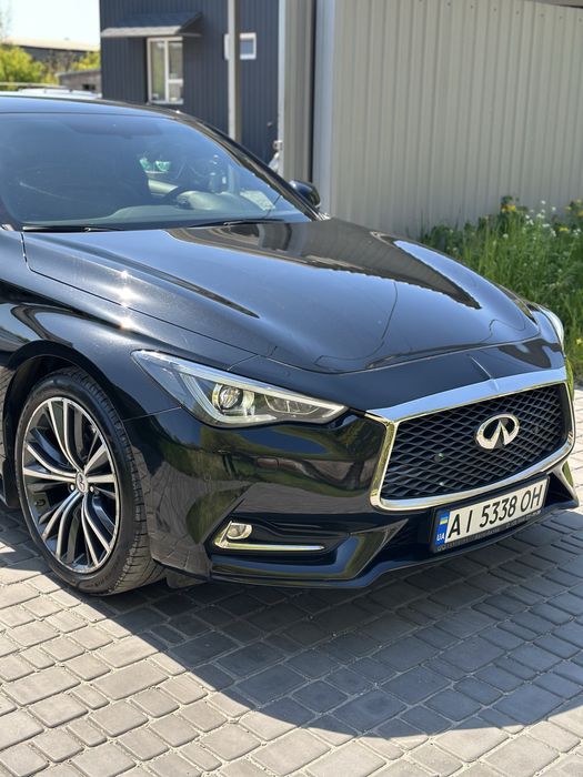 Infiniti Q60.