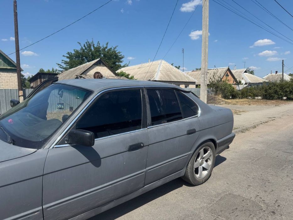 В продаже BMW E34