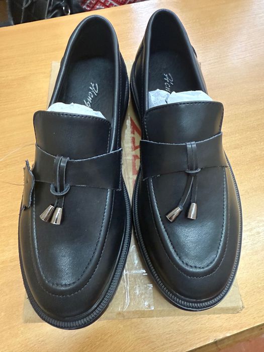 Продам взуття,нове, 37 розмір