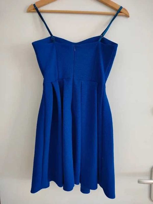 Vestido Curto Azul Elétrico – Estilo Skater / Ajustado (Tam. S)