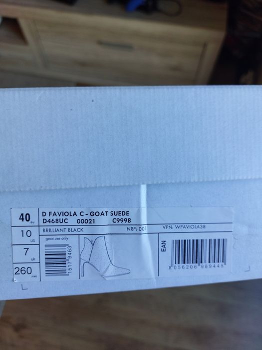 Botki na szpilce  Geox  D Faviola  r.40 (26cm)