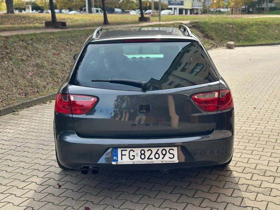 Seat exeo.