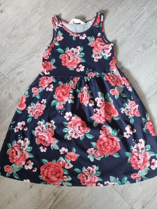 Sukienki H&M rozmiar 122/128
