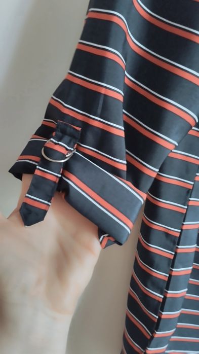 Ciekawa sportowa bluzka roz.L