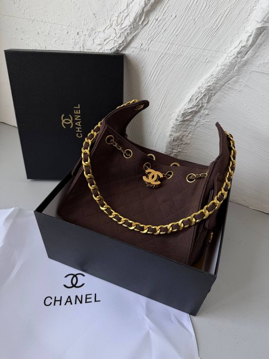 Сумка Chanel Hobo Chocolate / Gold Suede