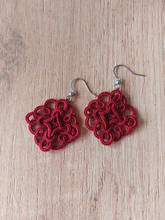 Kolczyki koronkowe bordowe frywolitka