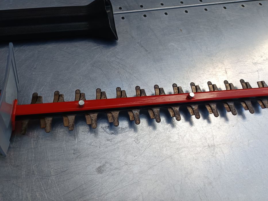 Akumulatorowe nożyce do żywopłotu Einhell GE-CH 36/61 Li SOLO