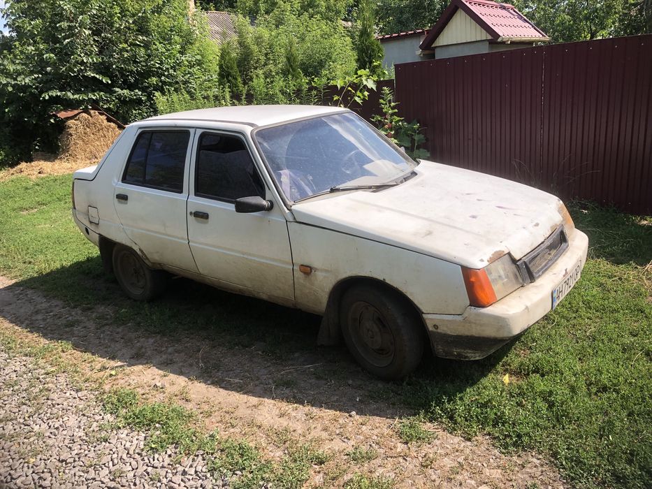 славута 1.2 таврія 2004 рік