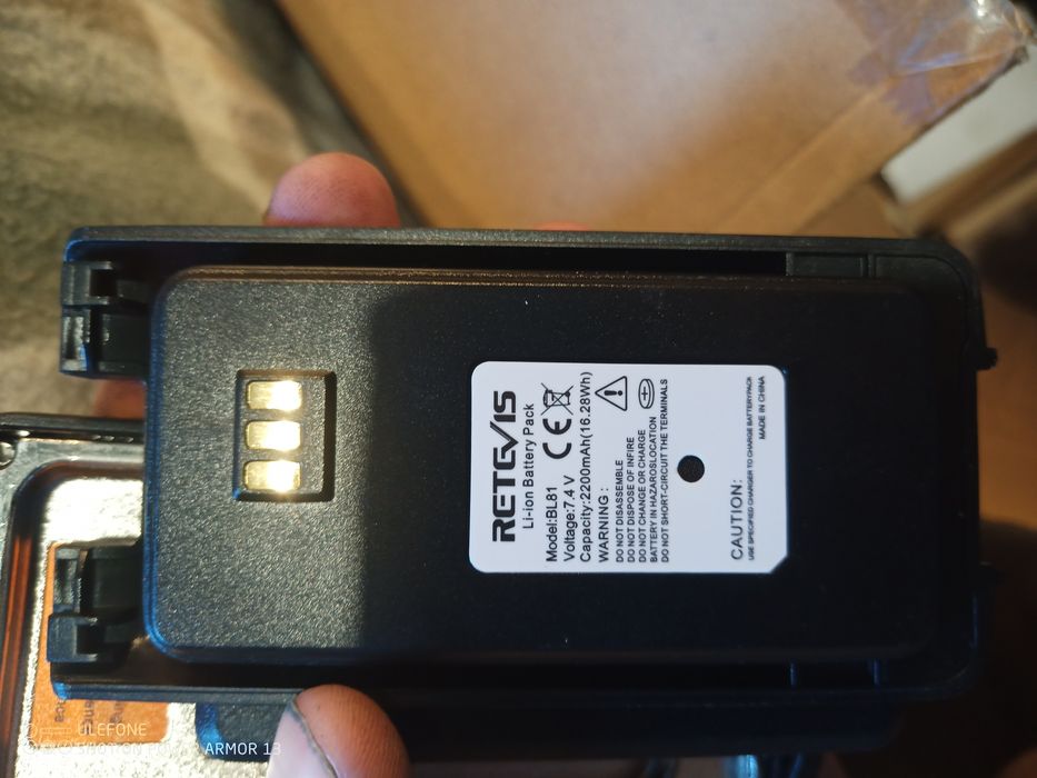 Retevis RT81 —професійна цифрова (DMR) радіостанція.