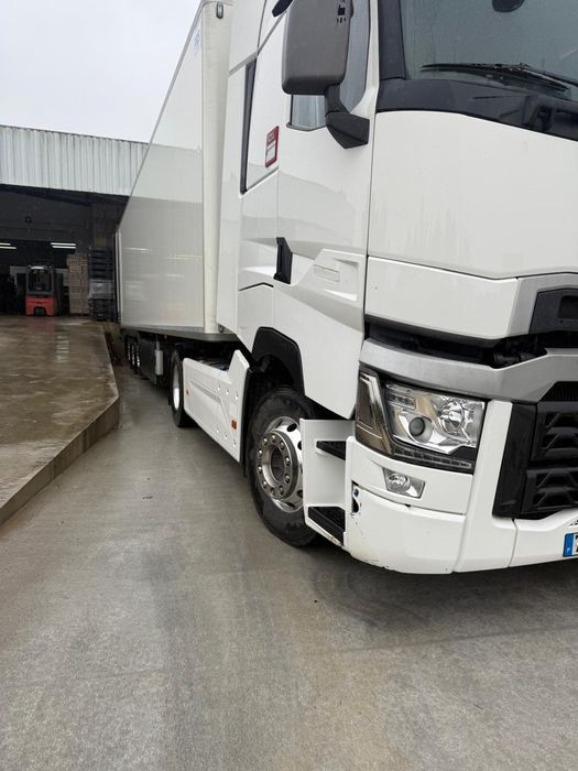 Renault em exelente estado