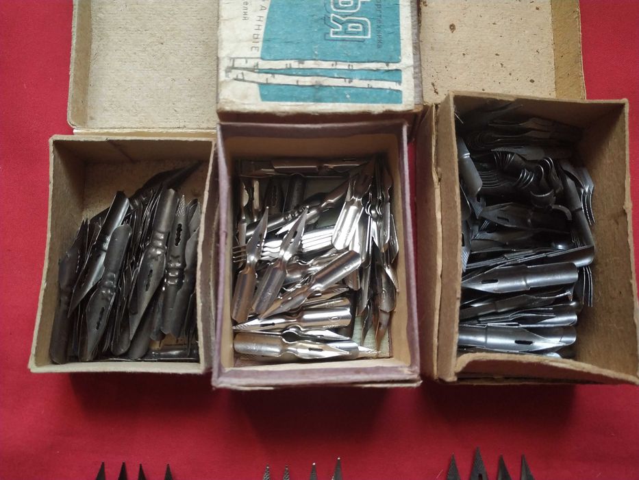 Новые. Перья для ручек чернильных. разные номера