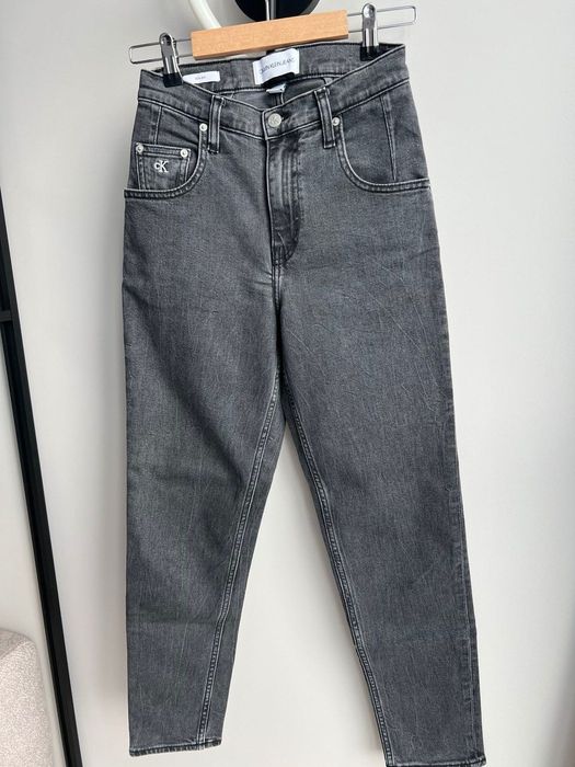Calvin Klein Mom Jeans