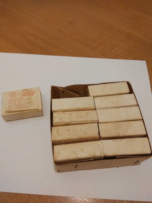 Иглы для промышленных  швейных машин №100  модель 0335