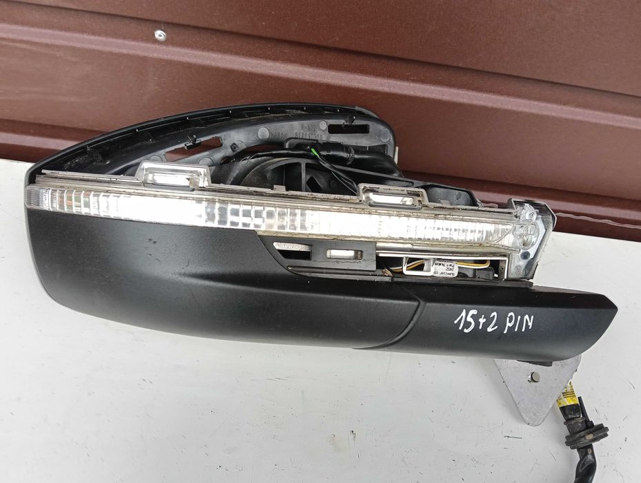 Lusterko Prawe Audi Q4 E-tron 15 +2 PIN Oryginał Europa 15 PIN WYSYŁKA
