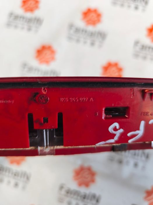 Luz Stop Adicional / 3º Stop VW GOLF V