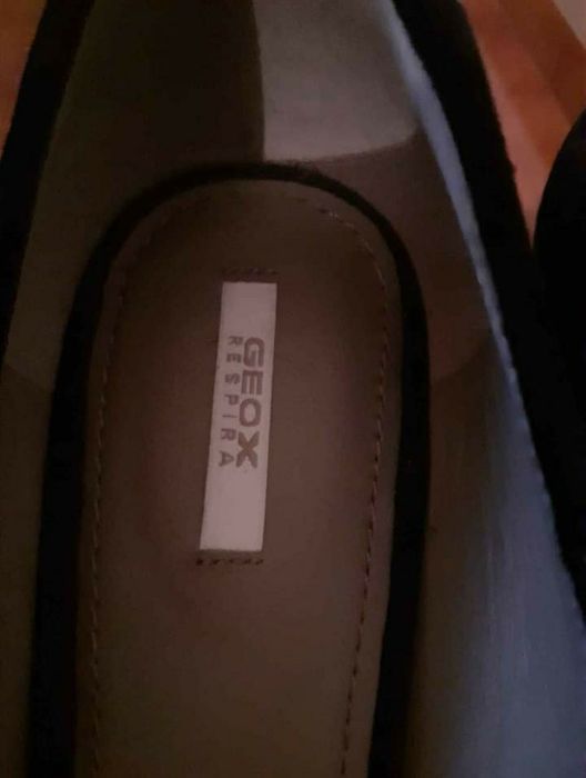 Sapatos cunha pretos