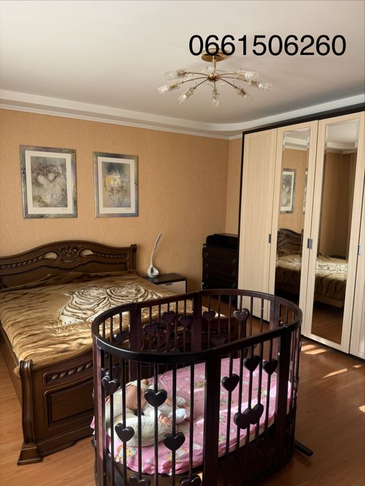 Власник! Продам 3 к квартиру на ст.м Харківська