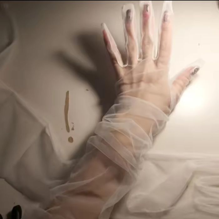 Длинные прозрачные фатиновые перчатки сетка