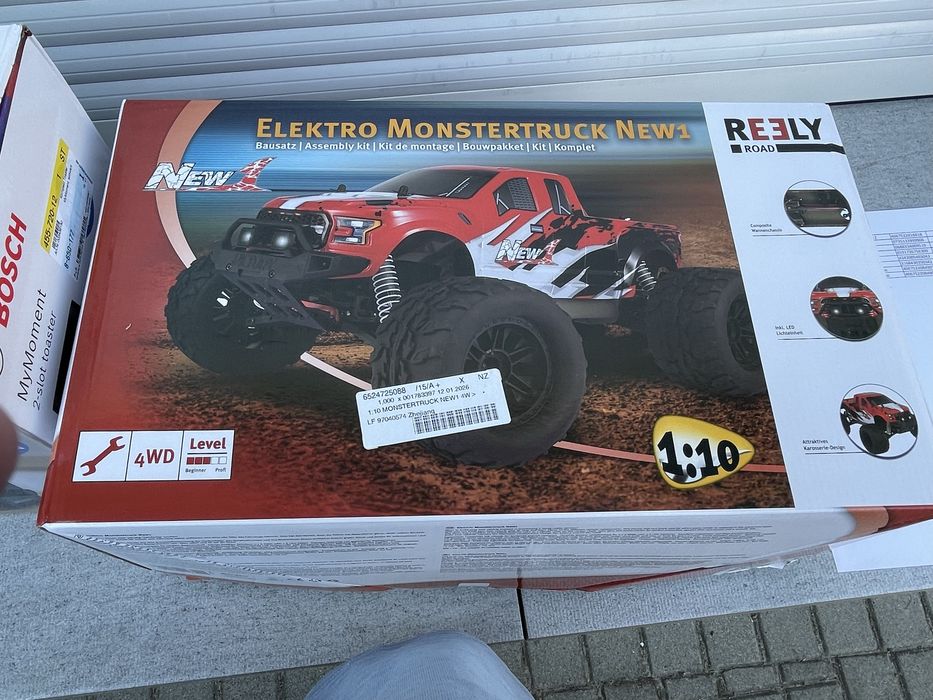 Model samochodu RC Reely New1