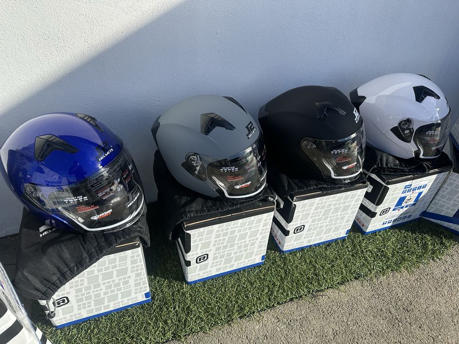 Capacetes moto j2 novos
