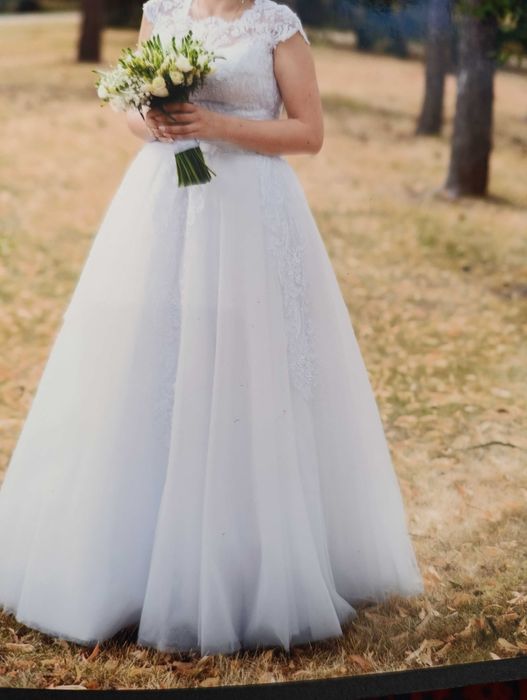 Suknia ślubna biala