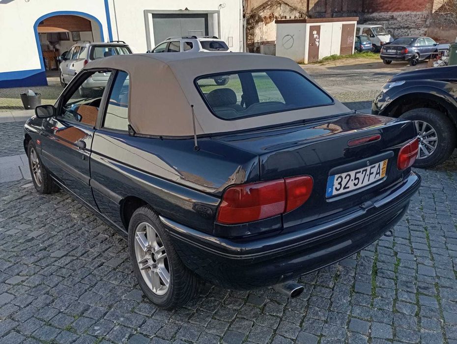 Ford Escort Cabrio