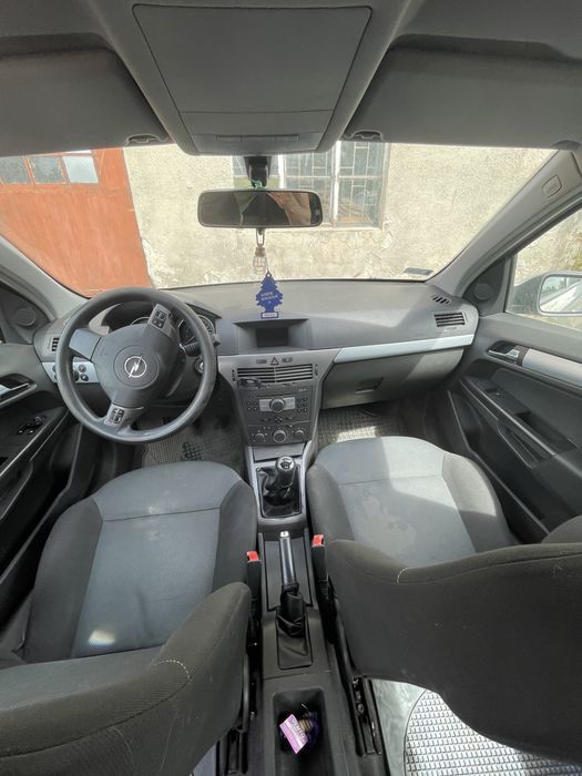 Opel astra H kombi 2005r do naprawy sterownik silnika