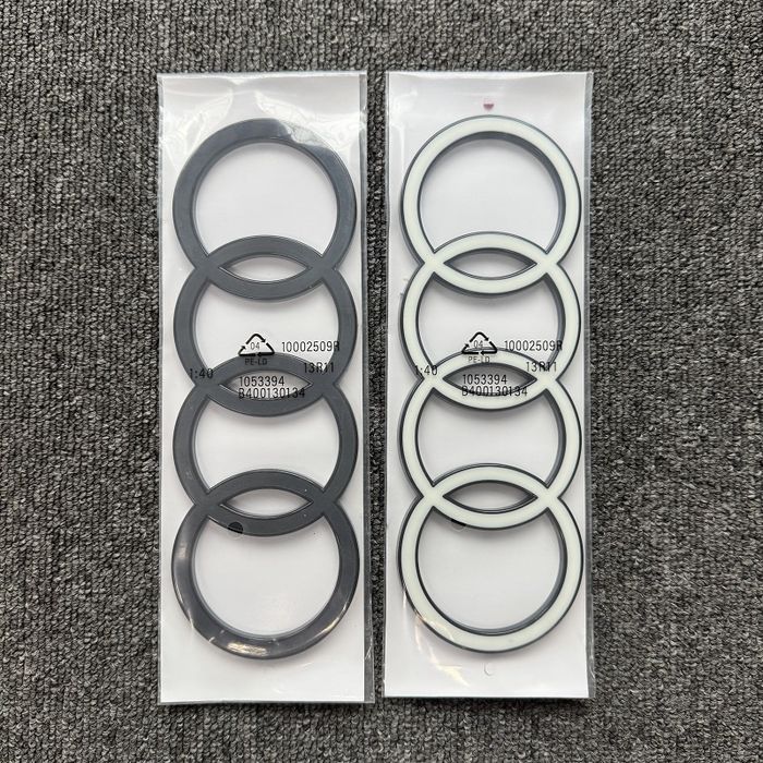 Кільця емблема значок Audi в решітку багажник нового зразка