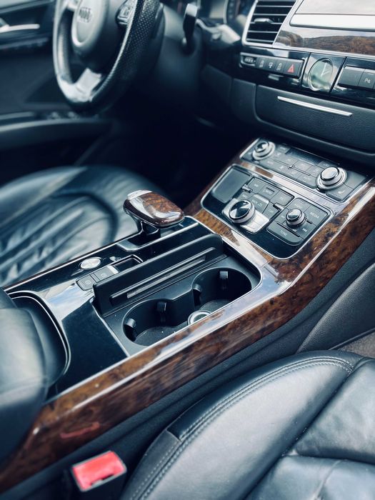 Audi A8 3.0 TDI V6 Quattro 250 CV