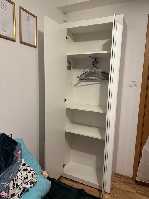 Szafa biała z lustrem