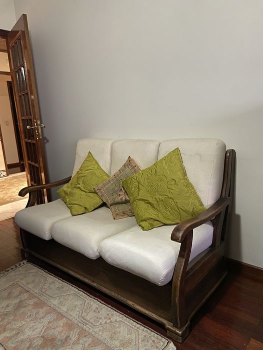 Móveis para Escritório/Quarto/Sala em Madeira Maciça