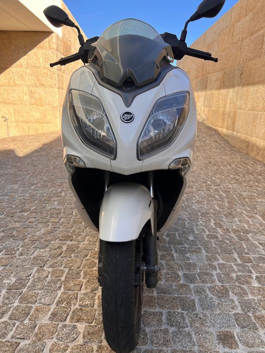 Scooter 125cc em bom estado