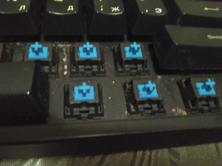 Полноразмерная механическая клавиатура на Cherry MX Blue - Cooler Master Quick Fire XT