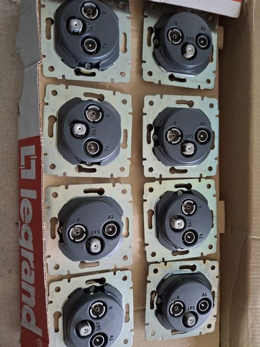 Legrand Tomadas de TV/Rádio/SAT.