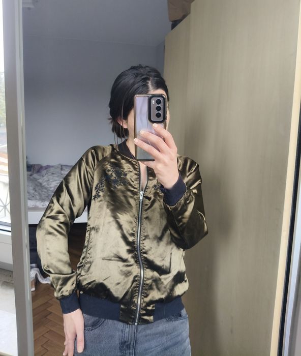 Stradivarius bomberka kurtka bomber S